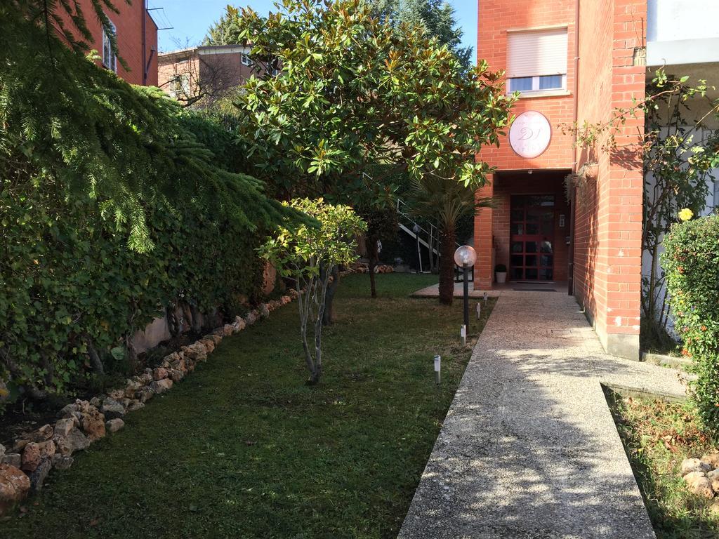 Dimora Spina Hotel Ferrazzano Exterior photo